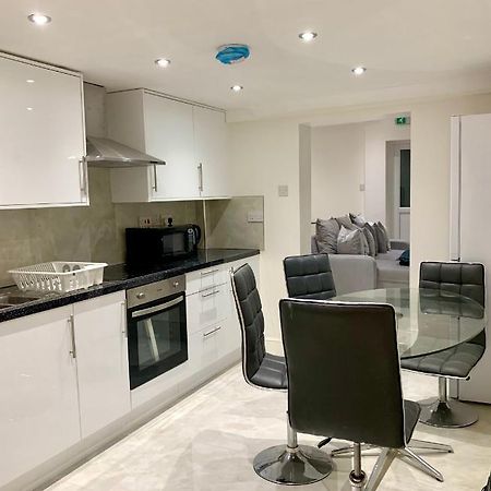 Stylish En Suite Double Room Kensington London Bagian luar foto