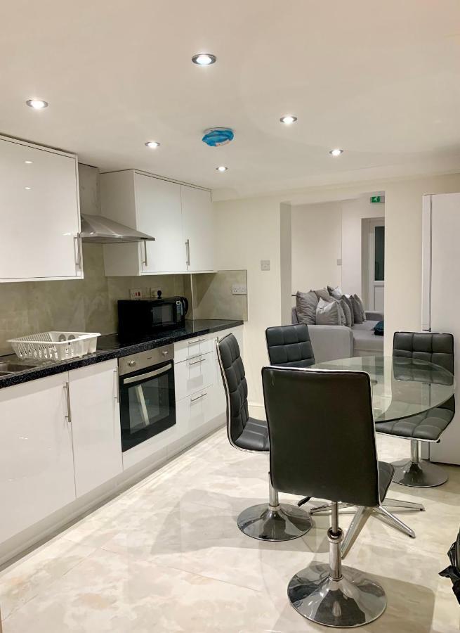 Stylish En Suite Double Room Kensington London Bagian luar foto